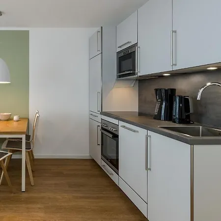 Deichhaeuser Anna Kueste Deichhaeuser Anna Kueste 6-31 * בנסרסיל