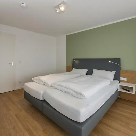 Deichhaeuser Anna Kueste Deichhaeuser Anna Kueste 6-31